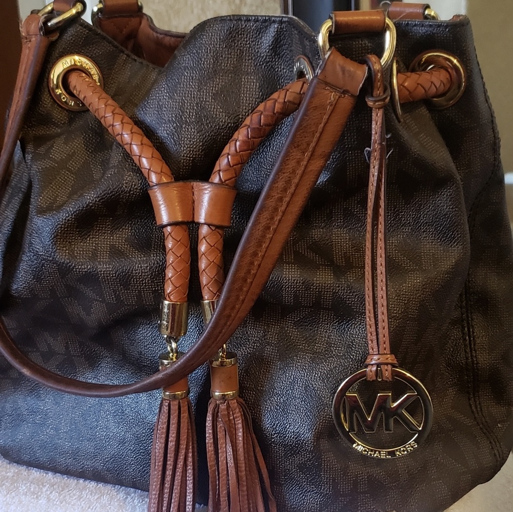 MK Women Shoulder purse